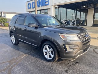 Used 2016 Ford Explorer XLT w/ Equipment Group 202A image 1