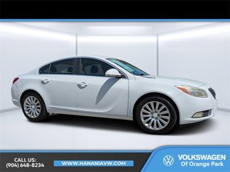 Used 2012 Buick Regal Leather image 1