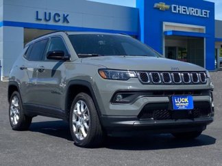 Used 2024 Jeep Compass Latitude w/ Sun and Sound Group image 1