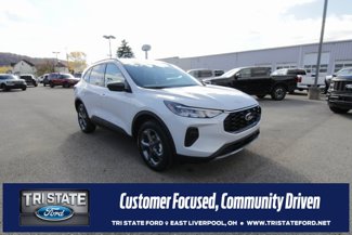 New 2025 Ford Escape ST-Line image 1