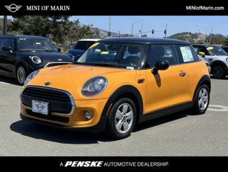 Used 2017 MINI Cooper 2-Door Hardtop image 1