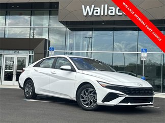 Used 2024 Hyundai Elantra SEL image 1