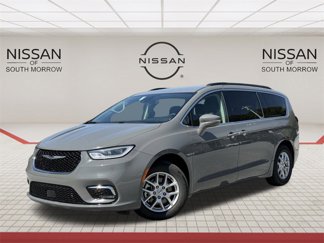 Used 2022 Chrysler Pacifica Touring-L image 1