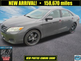 Used 2010 Toyota Camry image 1