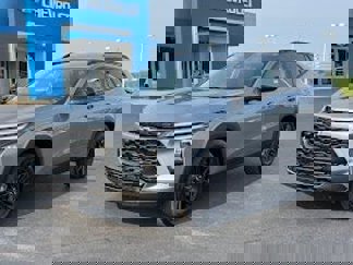 Used 2025 Chevrolet Trax ACTIV w/ Driver Confidence Package image 1