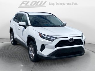 Used 2022 Toyota RAV4 XLE image 1