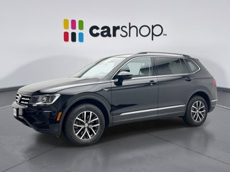 Used 2018 Volkswagen Tiguan SE w/ Panoramic Sunroof Package image 1