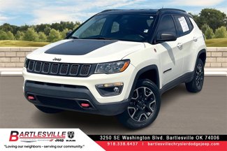 Used 2019 Jeep Compass Trailhawk image 1