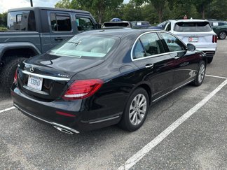 Used 2017 Mercedes-Benz E 300 4MATIC image 1