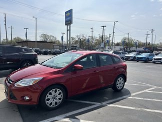 Used 2012 Ford Focus SE image 1