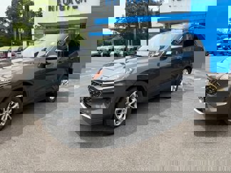 Used 2020 Ford Escape SE image 1