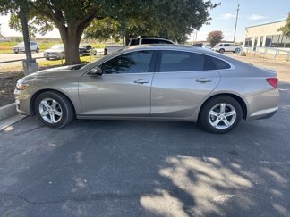 Used 2024 Chevrolet Malibu LS image 1