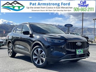 Used 2024 Ford Escape Platinum image 1