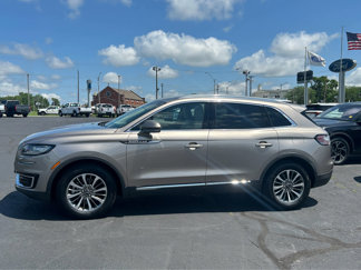 Used 2020 Lincoln Nautilus FWD w/ Equipment Group 101A image 1
