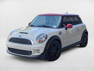 Used 2013 MINI Cooper S image 1