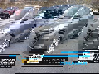 Used 2022 Ford Escape SE image 1