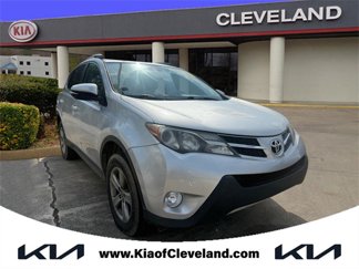 Used 2015 Toyota RAV4 XLE image 1
