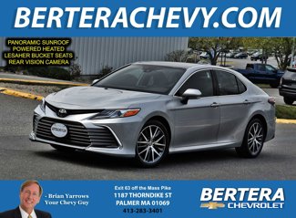 Used 2022 Toyota Camry XLE image 1