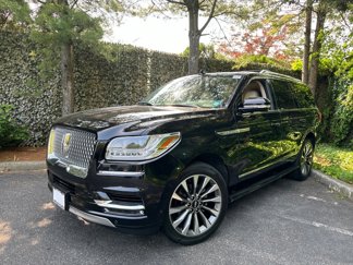 Used 2021 Lincoln Navigator Reserve w/ Cargo Convenience Package image 1
