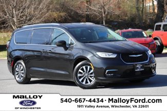 Used 2021 Chrysler Pacifica Touring-L image 1