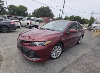 Used 2019 Toyota Camry L image 1