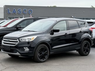Certified 2019 Ford Escape SE image 1