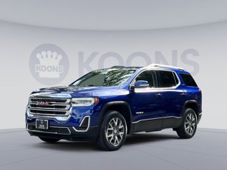Used 2023 GMC Acadia SLE w/ Driver Convenience Package image 1