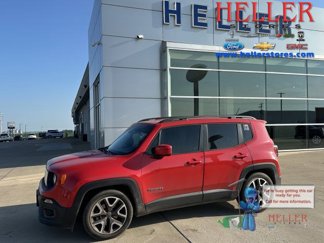 Used 2015 Jeep Renegade Latitude w/ Cold Weather Group image 1
