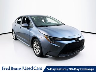 Used 2022 Toyota Corolla LE image 1