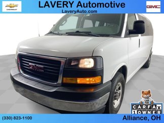 Used 2017 GMC Savana 3500 LT w/ LT Preferred Equipment Group image 1