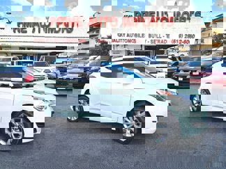 Used 2016 Hyundai Veloster image 1