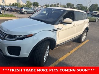 Used 2019 Land Rover Range Rover Evoque SE image 1