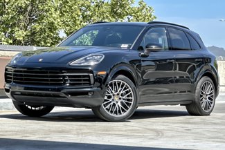Certified 2022 Porsche Cayenne image 1