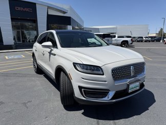 Used 2020 Lincoln Nautilus Reserve w/ Equipment Group 202A image 1