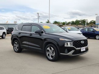 Used 2023 Hyundai Santa Fe SE image 1