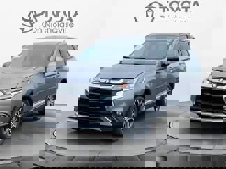 Used 2016 Mitsubishi Outlander SE image 1