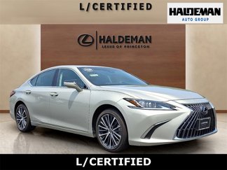 Certified 2022 Lexus ES 300h w/ Premium Package image 1