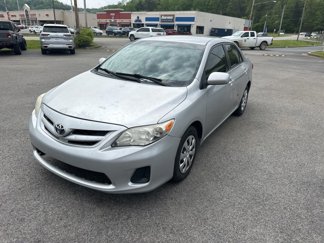 Used 2011 Toyota Corolla LE image 1