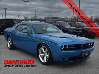 Used 2016 Dodge Challenger R/T Plus image 1