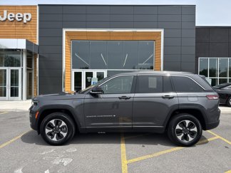 Used 2024 Jeep Grand Cherokee Limited 4xe image 1