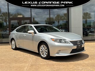 Used 2013 Lexus ES 300h image 1