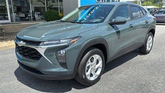 New 2025 Chevrolet Trax LS w/ LS Convenience Package image 1