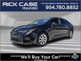 Used 2024 Toyota Corolla LE image 1