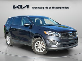 Used 2017 Kia Sorento LX image 1