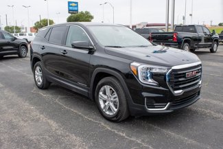 Used 2024 GMC Terrain SLE image 1