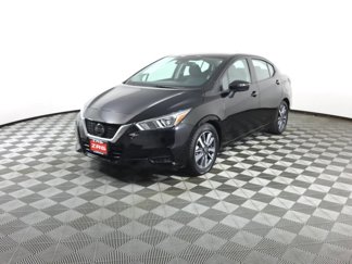 Used 2020 Nissan Versa SV image 1