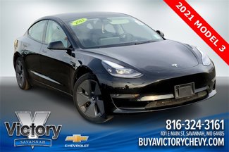 Used 2021 Tesla Model 3 Standard Range Plus image 1
