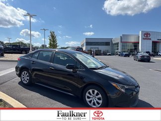 Certified 2023 Toyota Corolla LE image 1