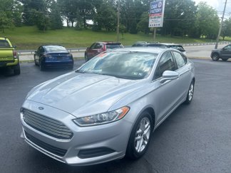 Used 2013 Ford Fusion SE image 1