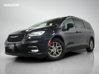 Used 2021 Chrysler Pacifica Touring image 1